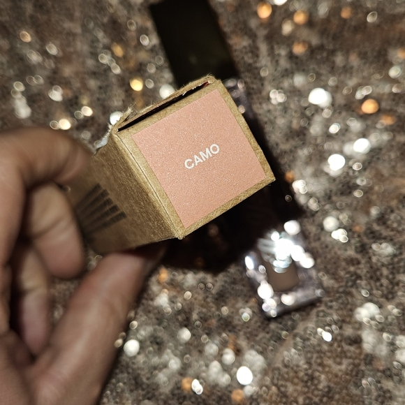 GXVE by Gwen Stefani Im Still Here Liquid Lipstick in CAMO - Picture 2 of 2